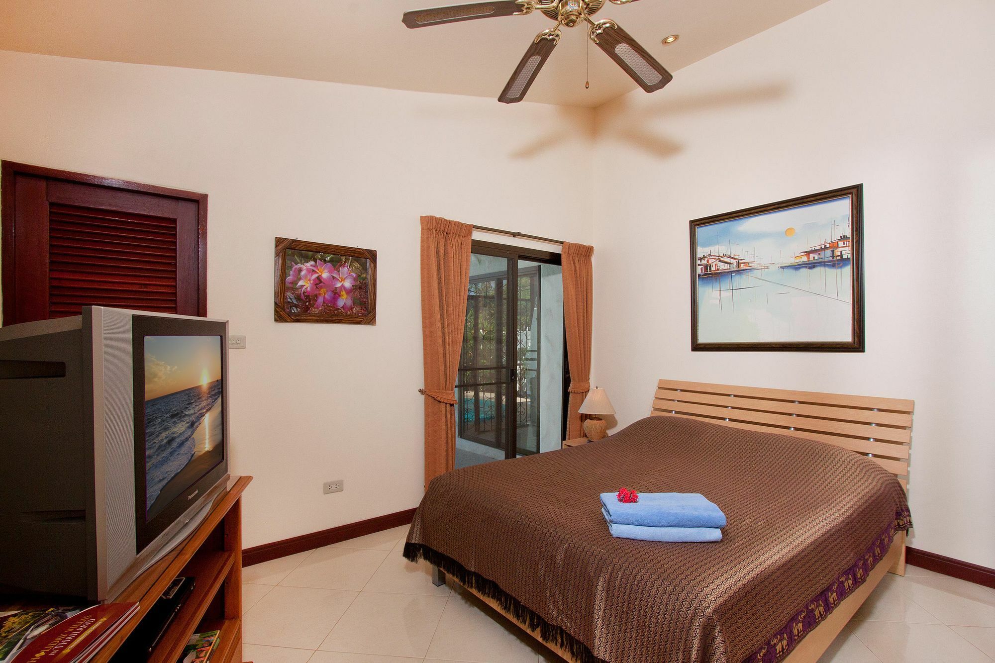 Nai Mueang Noi Villa *
